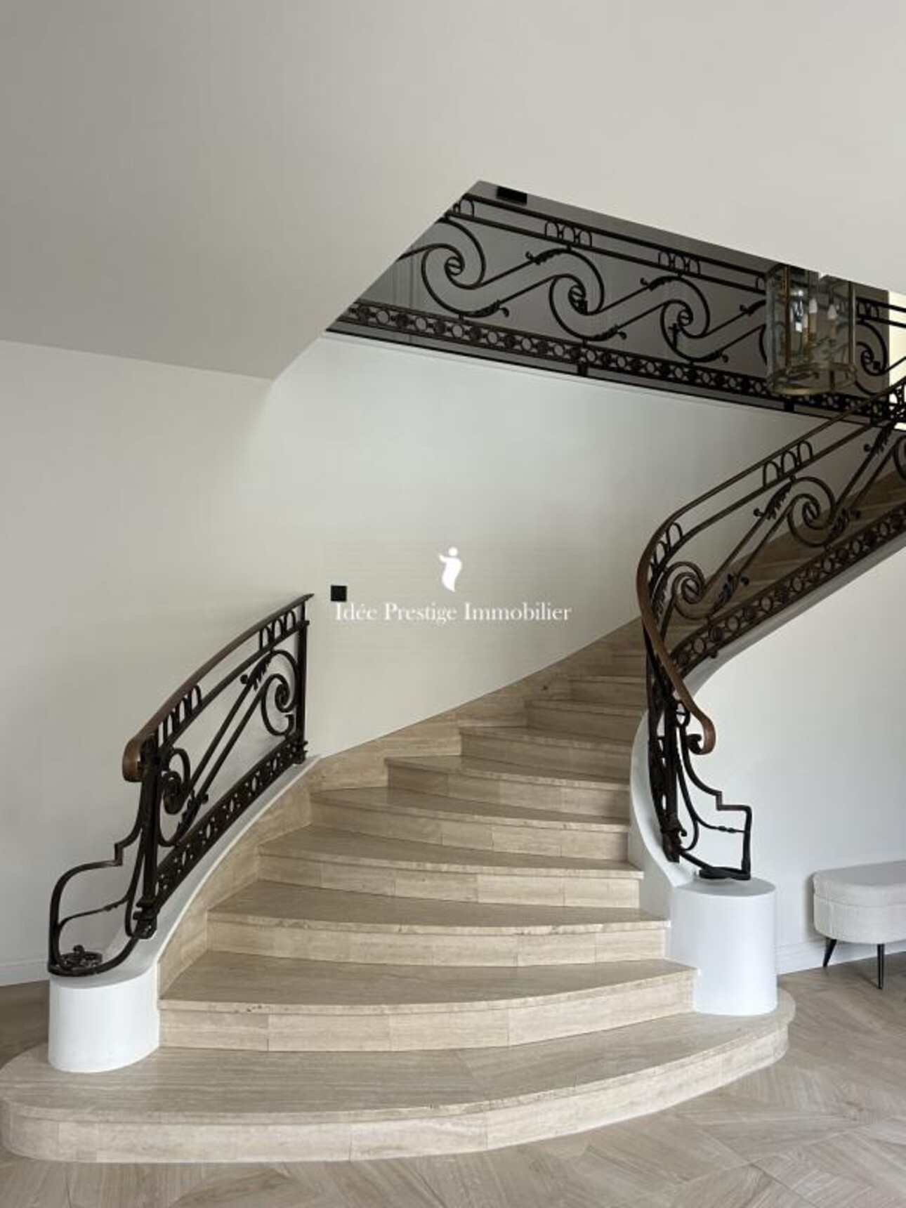 Photos 12 - Prestige - Propriété de luxe en bord de Seine avec ponton privé et tenni