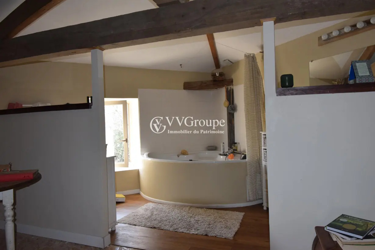 Photos 10 - Prestige - métairie rénovée du XVIIe siècle de 281 m2, cheminées, dépendances sur 8516 m2