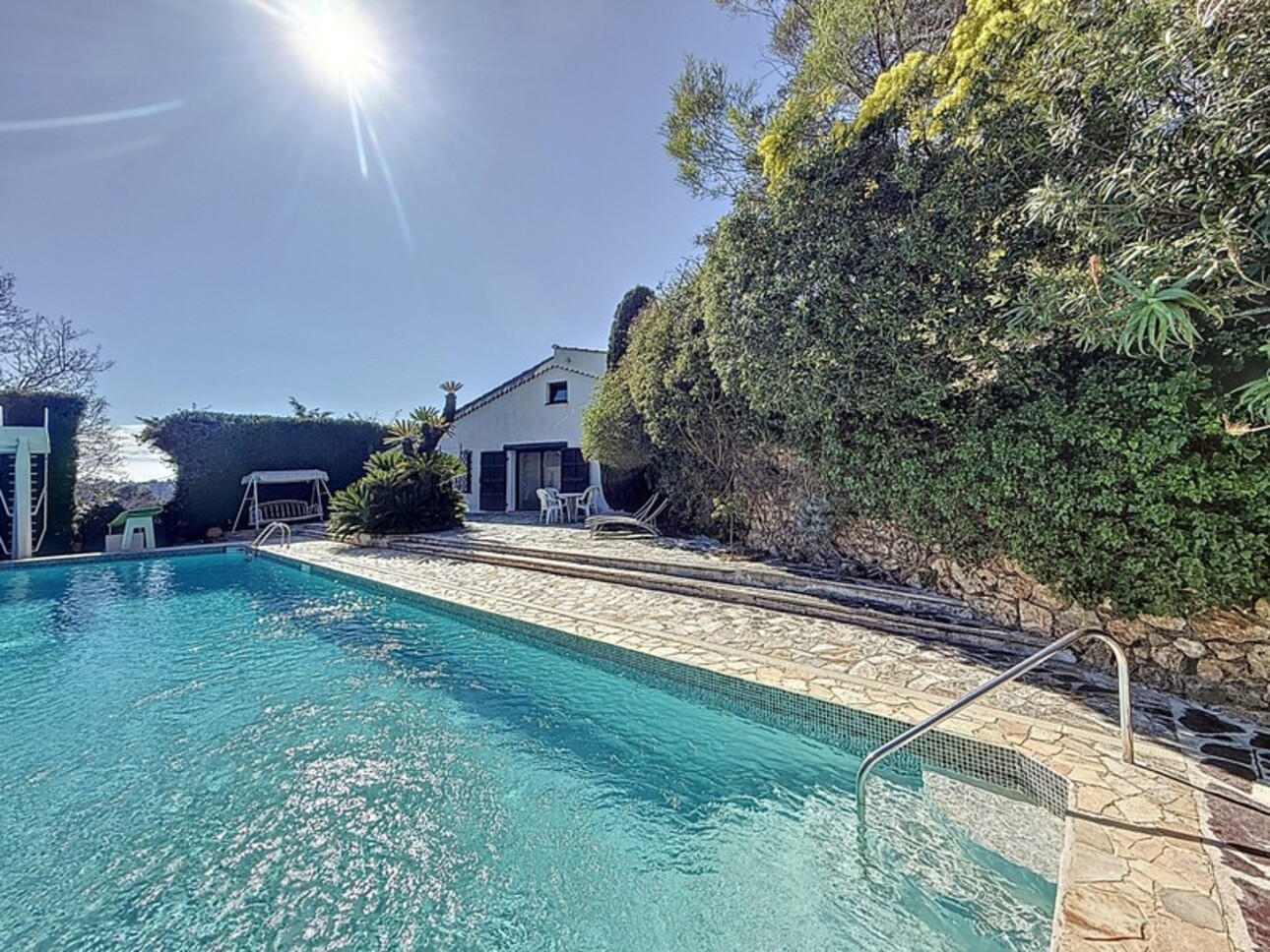 Photos 31 - Prestigious - Property for sale 14 rooms MENTON (06)
