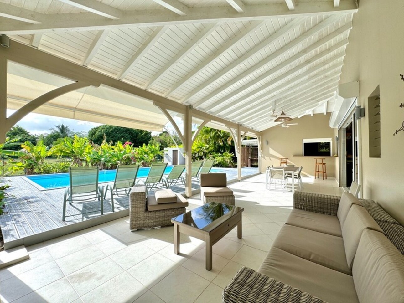 Photos 7 - Prestigious - SAINT FRANCOIS - MAGNIFICENT PROPERTY: VILLA WITH ITS INDEPENDENT BUNGALOW