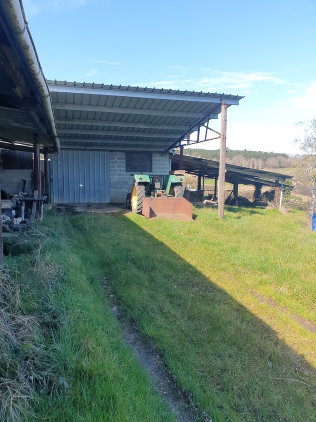 Photos 5 - Touristique - A vendre grange 160 m² terrain 8 000m²