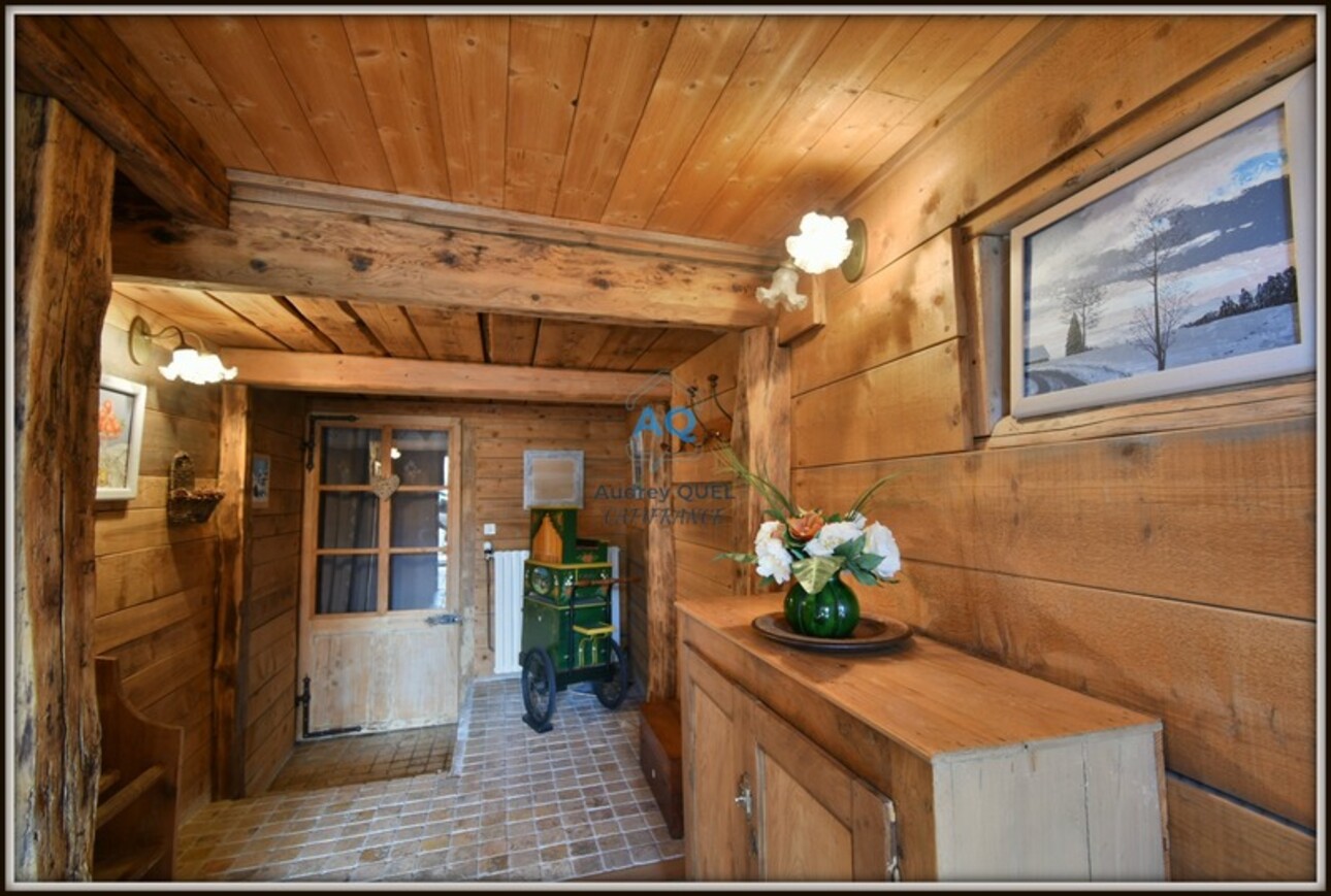 Photos 7 - Touristique - A vendre - Propriété - 340 m² (570 m² total) - 10 pièces - Le Poizat-Lalleyriat (01)