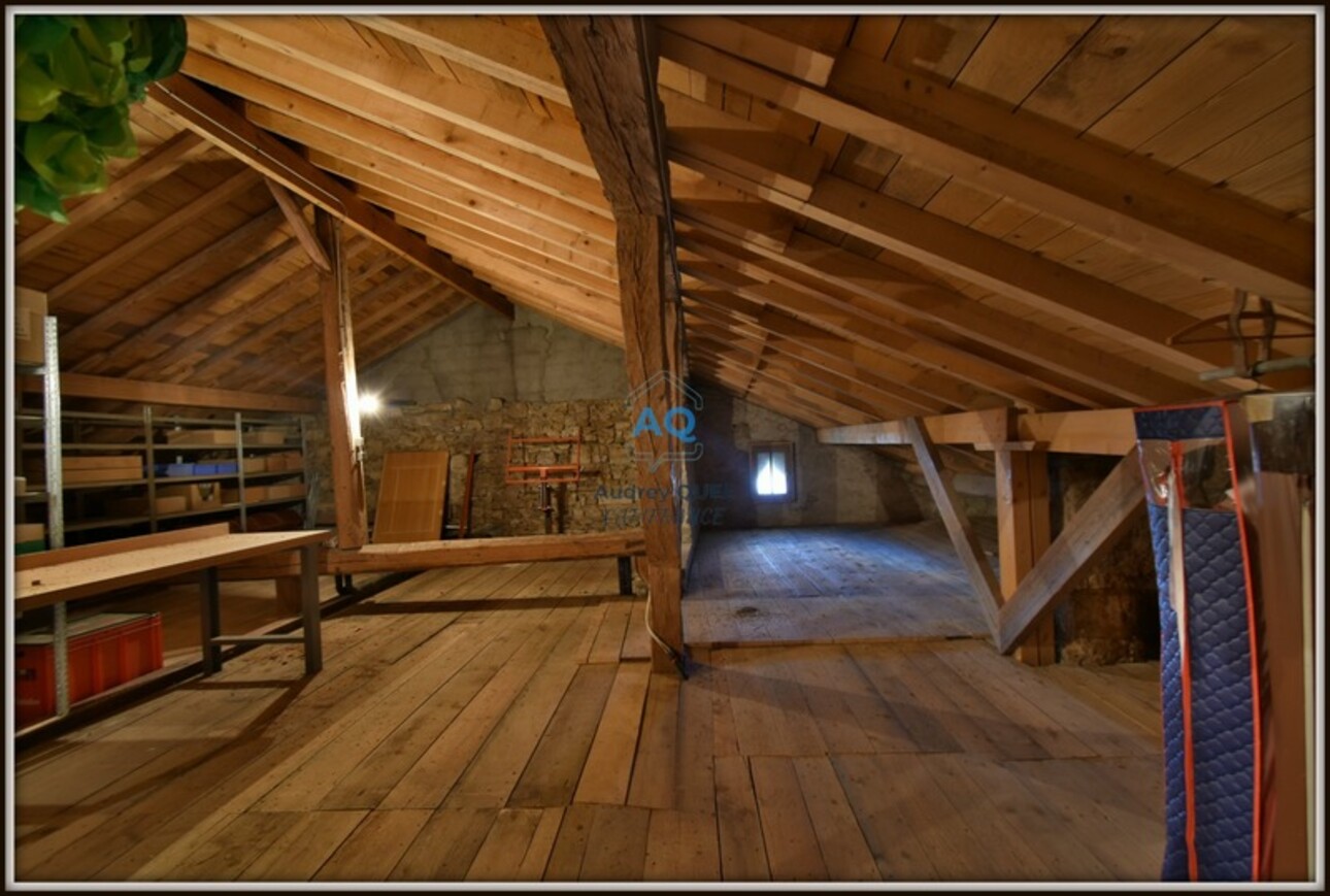 Photos 30 - Touristique - A vendre - Propriété - 340 m² (570 m² total) - 10 pièces - Le Poizat-Lalleyriat (01)