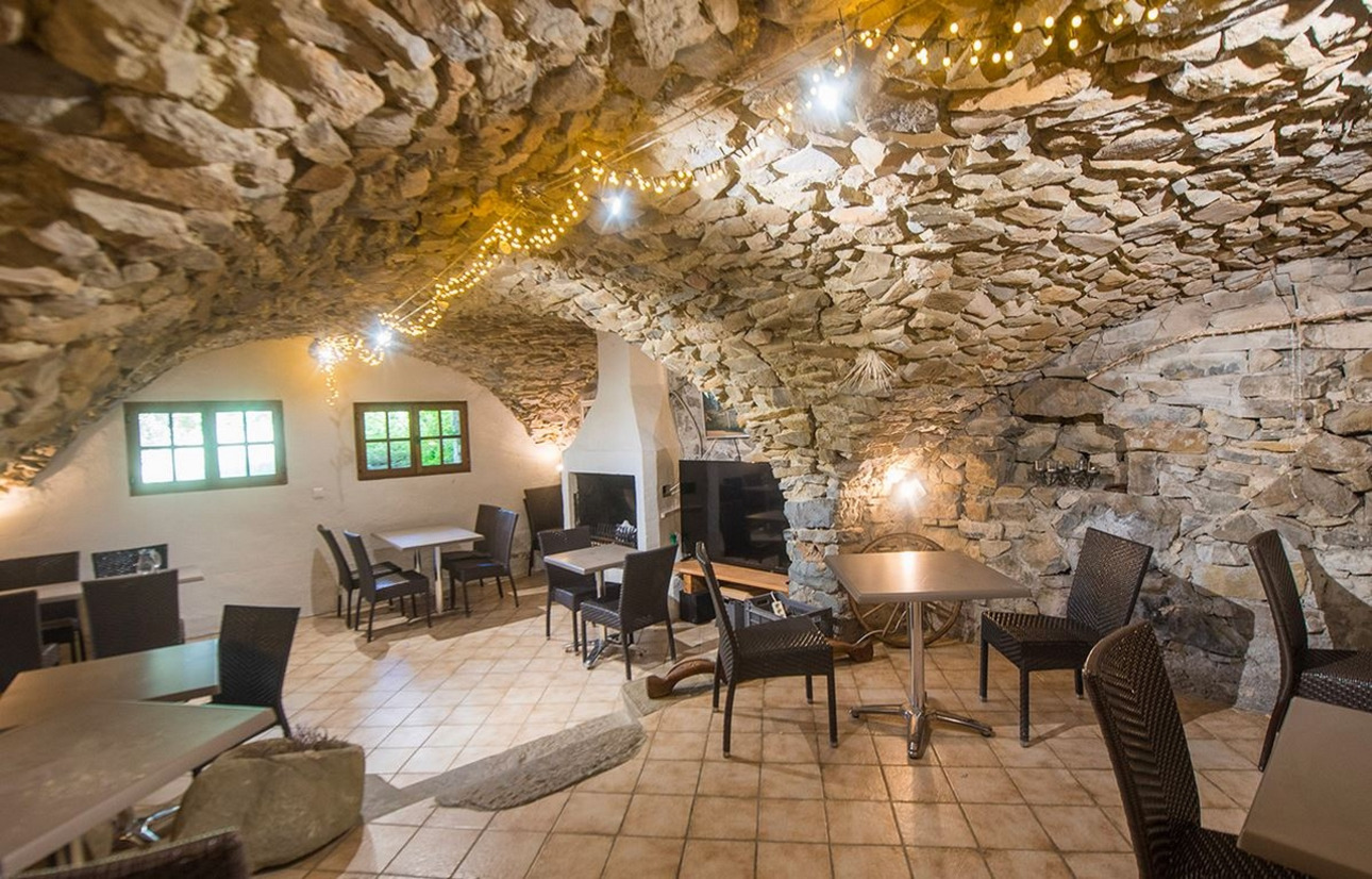 Photos 3 - Tourist - Exceptional - 4 -star campsite in the heart of the Provencal baronies