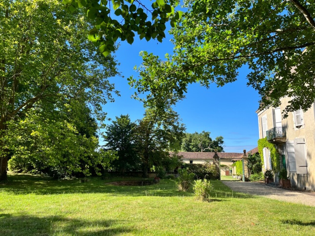 Photos 37 - Prestigious - Dpt (32) NOGARO nearby, ELEGANT NOTABLES' HOUSE, economical, from the 19th century, 600M2, centuries