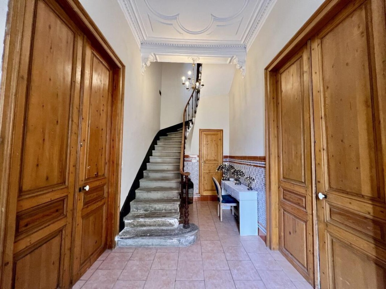 Photos 12 - Prestigious - Character property