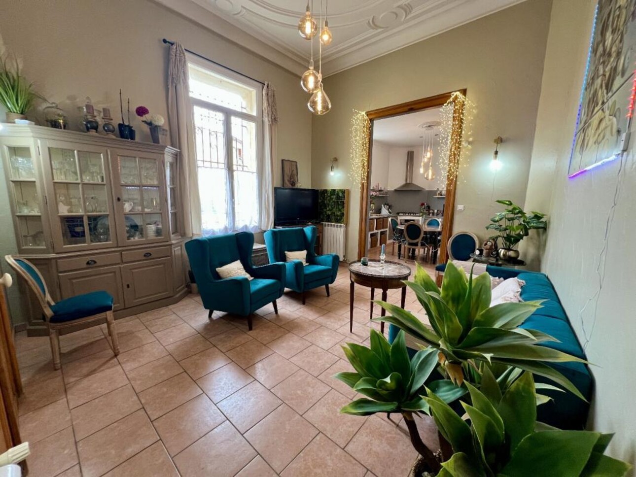 Photos 4 - Prestigious - Character property