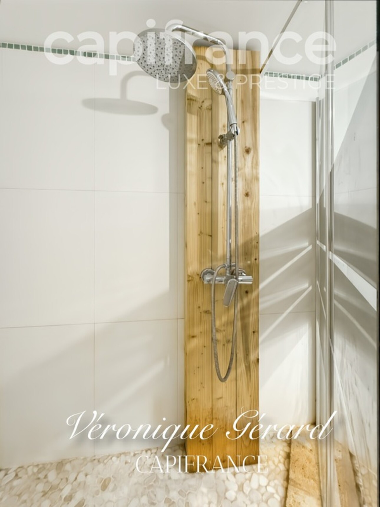 Photos 14 - Prestigious - In Saint Christophe des Bardes. Exceptional property of over 310 m² on 4858 m² of land.