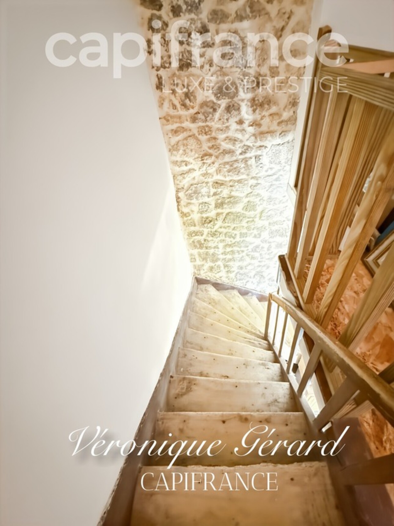 Photos 15 - Prestigious - In Saint Christophe des Bardes. Exceptional property of over 310 m² on 4858 m² of land.