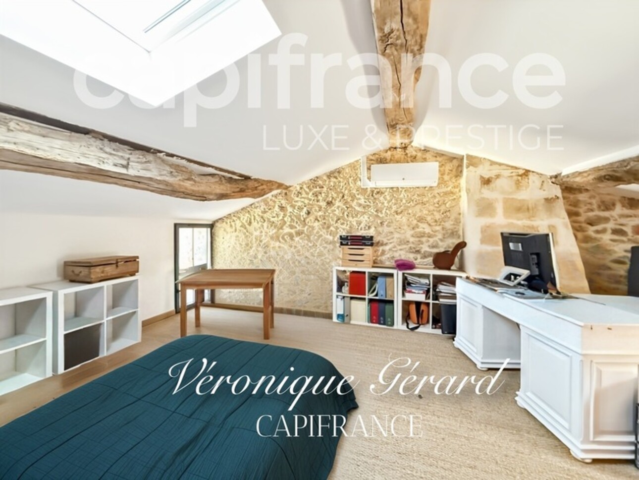 Photos 16 - Prestigious - In Saint Christophe des Bardes. Exceptional property of over 310 m² on 4858 m² of land.