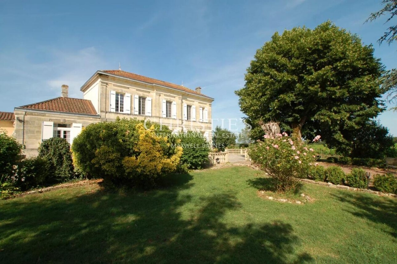 Photos 3 - Prestigious - Lovely vineyard estate for sale set up on 11 ha with 3 ha of vine.
