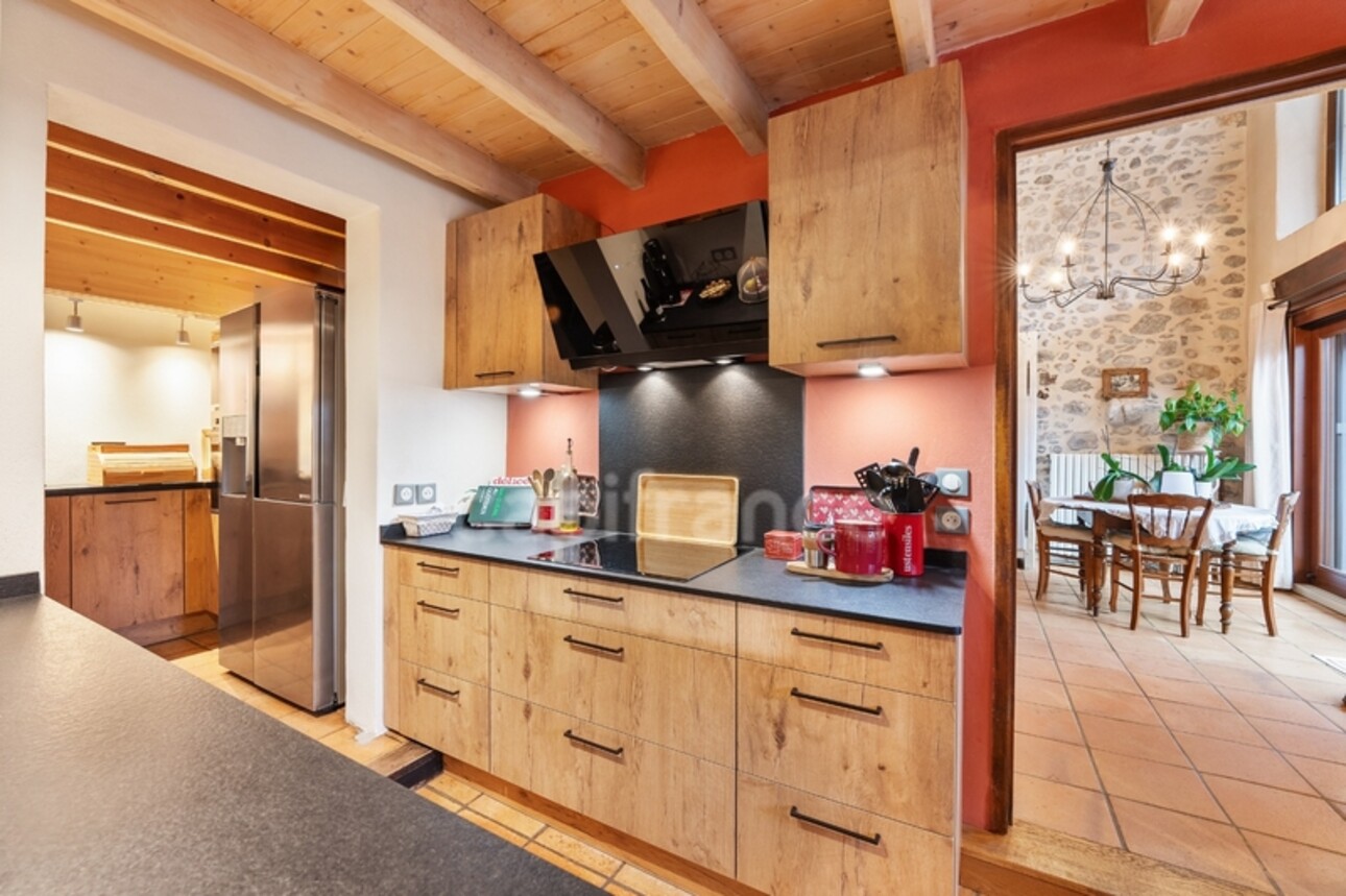Photos 4 - Prestigious - FOR SALE – Renovated Gessienne Farm + Barn - PREVESSIN-MOENS (01)