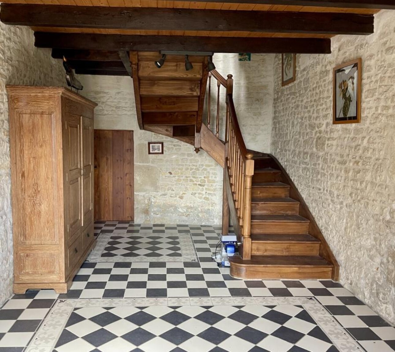 Photos 3 - Prestigious - House