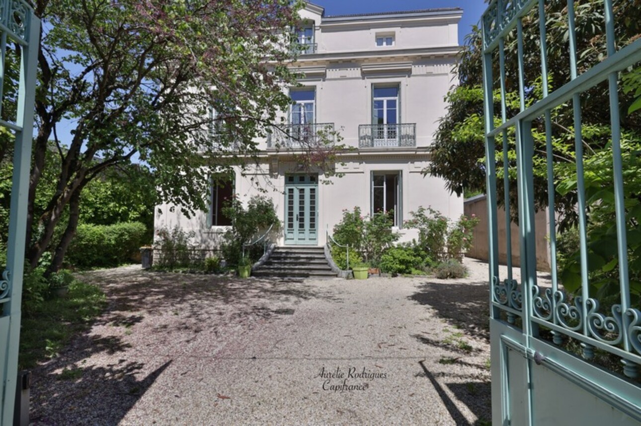 Photos 1 - Prestigious - Property for sale 14 rooms BOURG EN BRESSE (01)