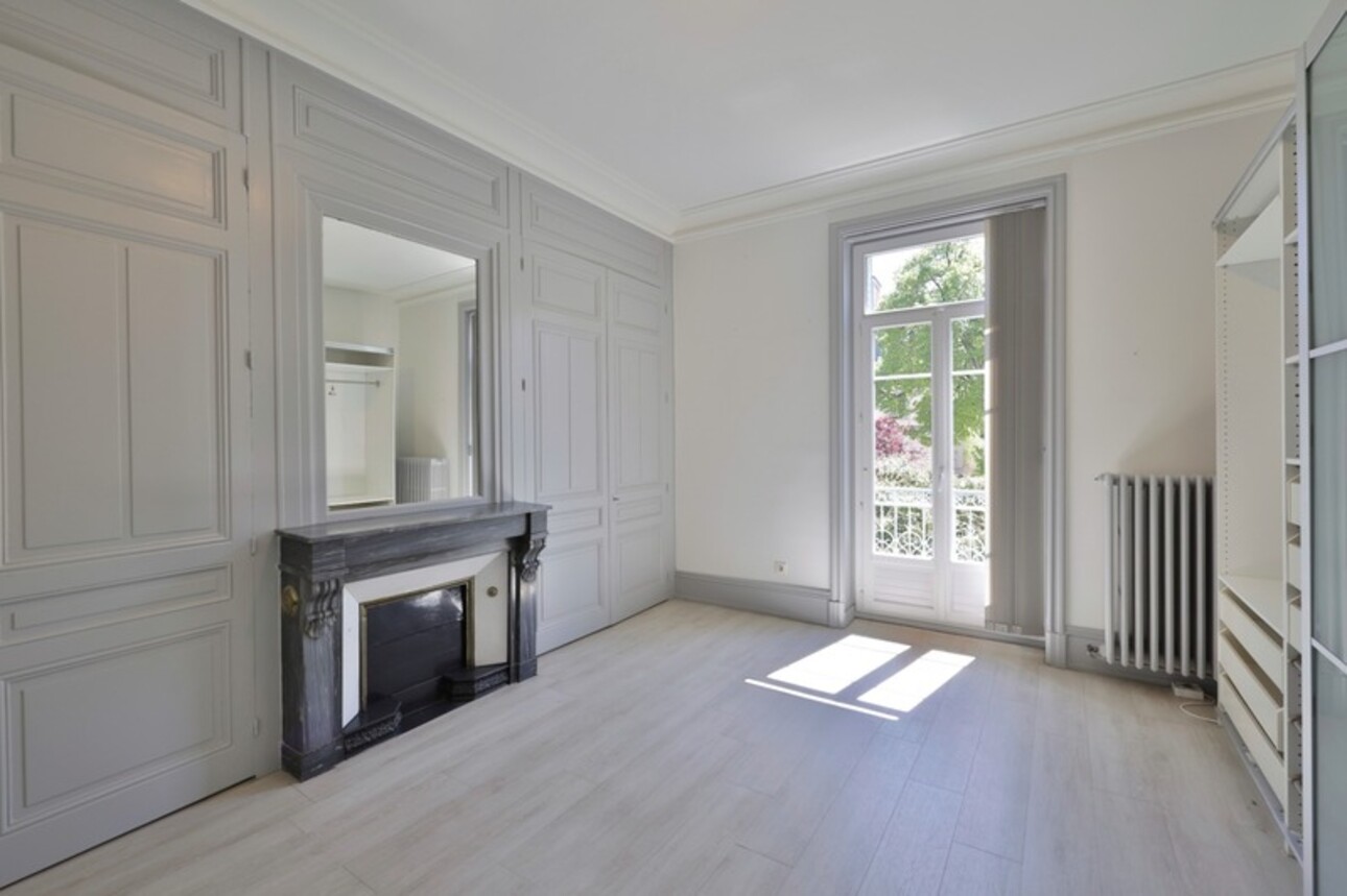 Photos 7 - Prestigious - Property for sale 14 rooms BOURG EN BRESSE (01)