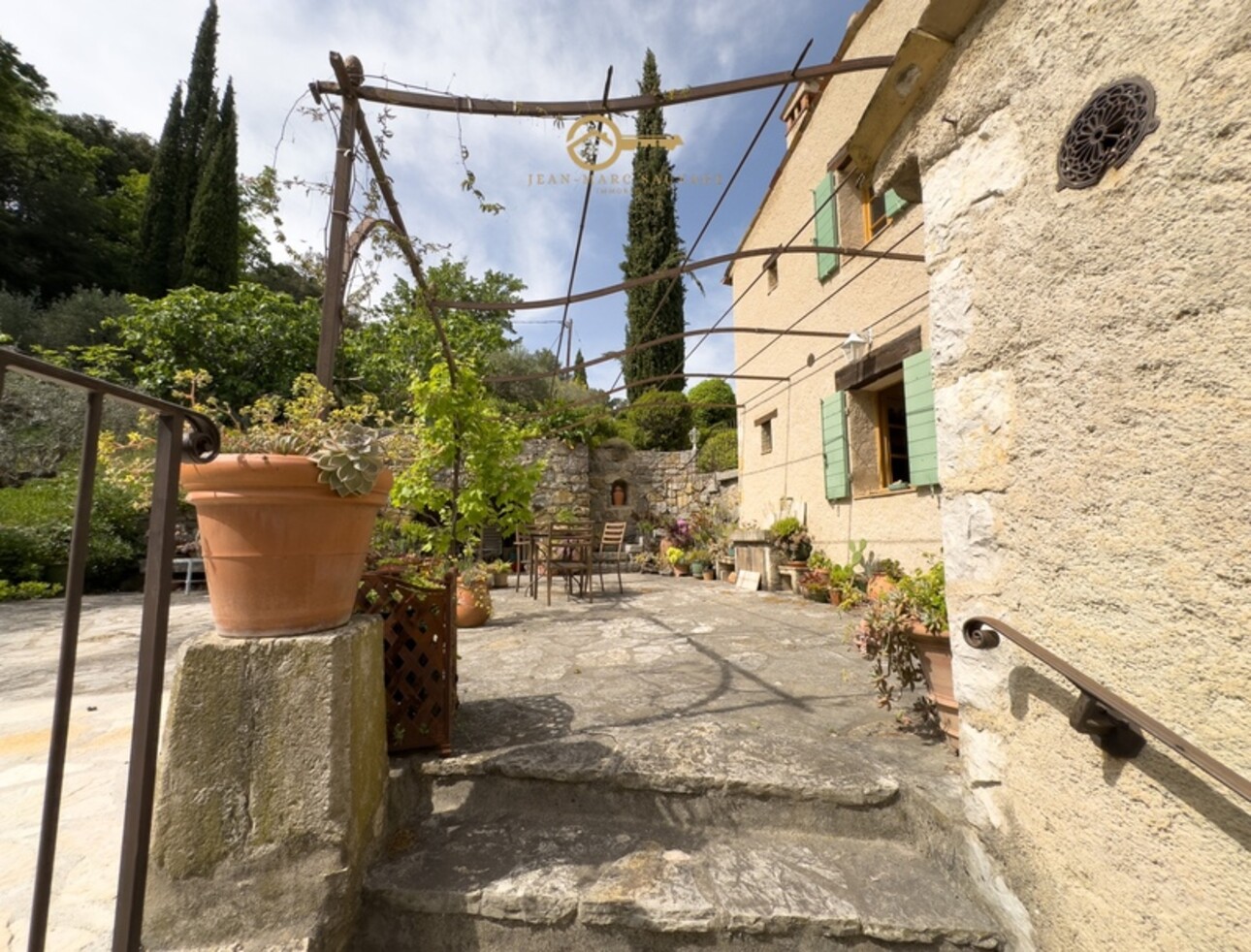 Photos 2 - Tourist - Charming property with view – 2.3 hectares of land – Independent apartment – Fayence