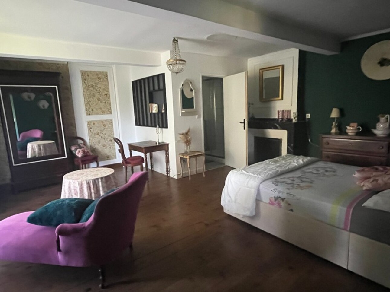 Photos 2 - Prestige - MIELAN 6 minutes: PROPRIETE de CHARME XVIIIs avec VUE, 5 chambres, garage, 1hectare, piscine, rénovation de qualité pour famille ou /et chambres d hôtes