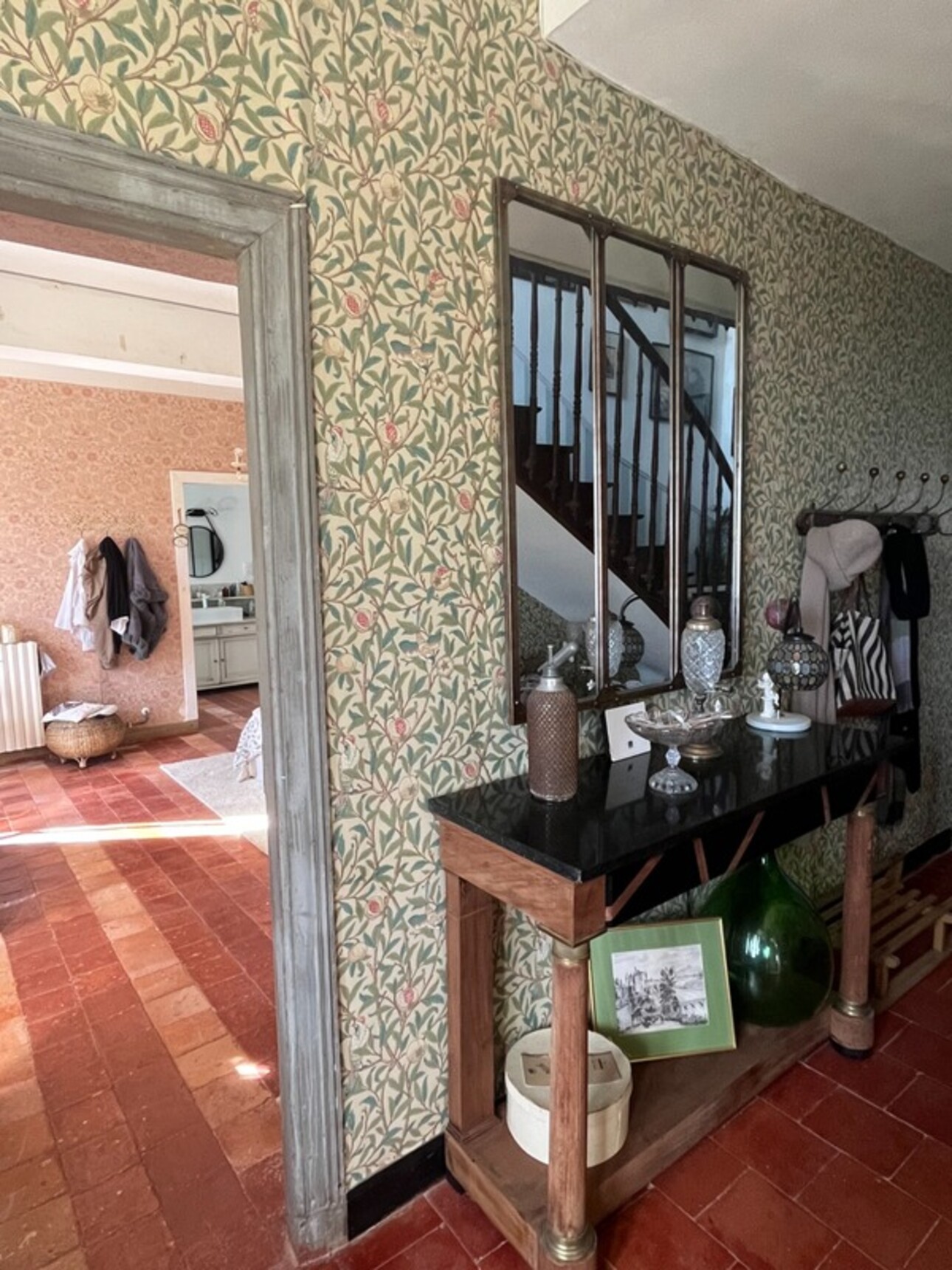 Photos 10 - Prestige - MIELAN 6 minutes: PROPRIETE de CHARME XVIIIs avec VUE, 5 chambres, garage, 1hectare, piscine, rénovation de qualité pour famille ou /et chambres d hôtes