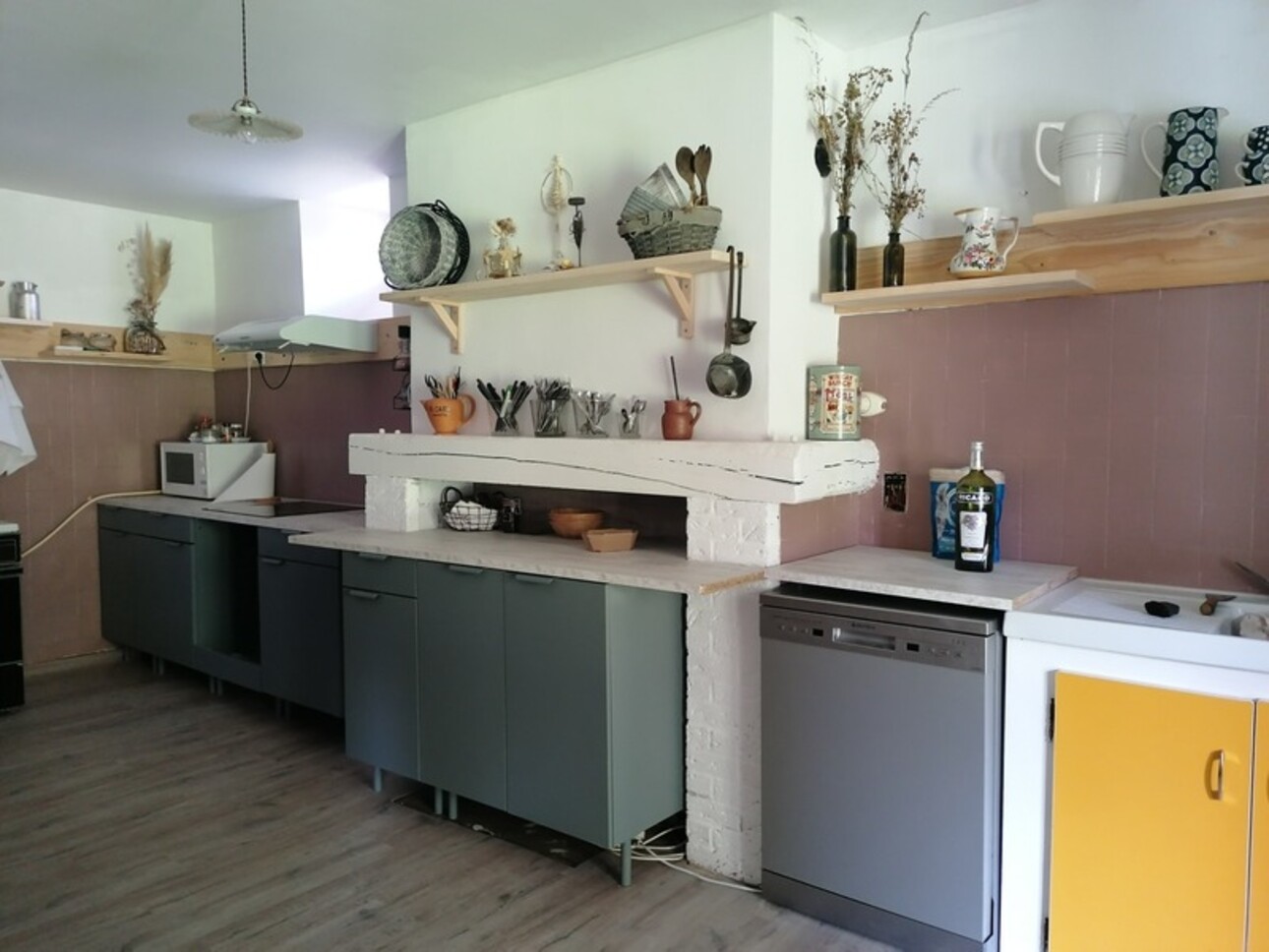 Photos 12 - Prestige - MIELAN 6 minutes: PROPRIETE de CHARME XVIIIs avec VUE, 5 chambres, garage, 1hectare, piscine, rénovation de qualité pour famille ou /et chambres d hôtes