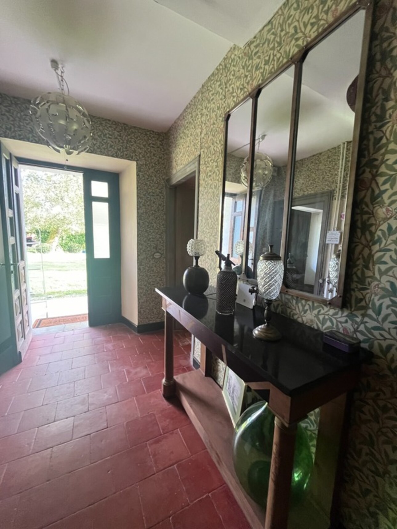 Photos 19 - Prestige - MIELAN 6 minutes: PROPRIETE de CHARME XVIIIs avec VUE, 5 chambres, garage, 1hectare, piscine, rénovation de qualité pour famille ou /et chambres d hôtes