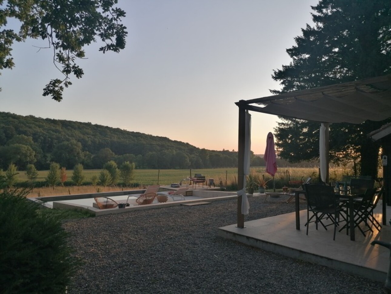Photos 23 - Prestige - MIELAN 6 minutes: PROPRIETE de CHARME XVIIIs avec VUE, 5 chambres, garage, 1hectare, piscine, rénovation de qualité pour famille ou /et chambres d hôtes