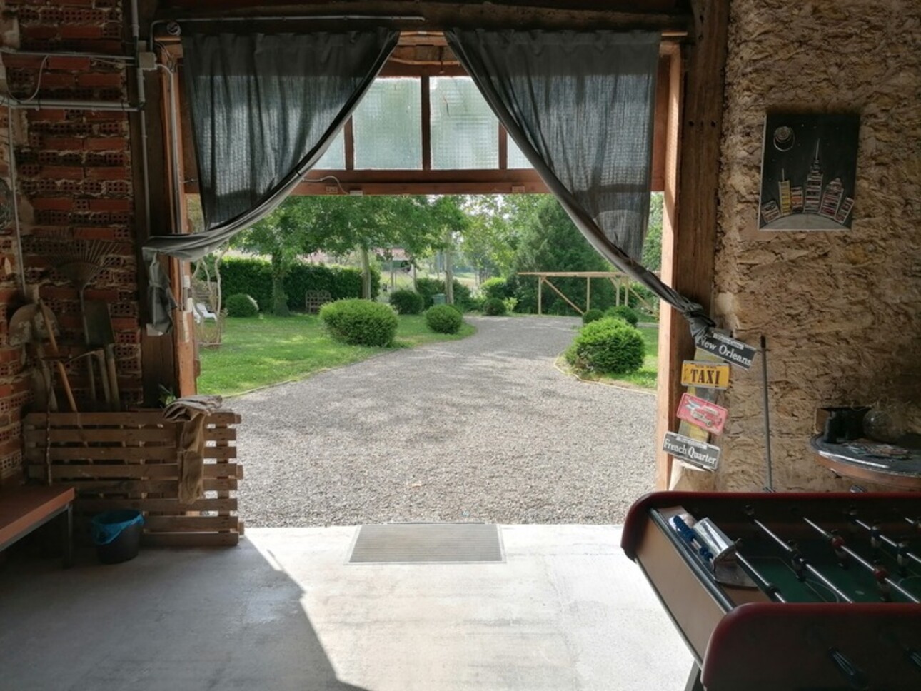 Photos 48 - Prestige - MIELAN 6 minutes: PROPRIETE de CHARME XVIIIs avec VUE, 5 chambres, garage, 1hectare, piscine, rénovation de qualité pour famille ou /et chambres d hôtes