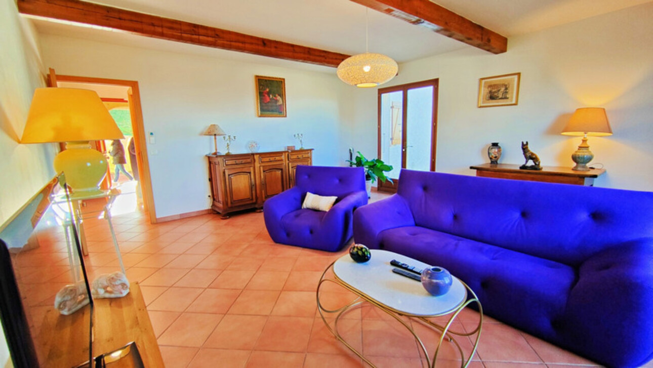 Photos 5 - Prestigious - CATERI EXCLUSIVE: Property with sea and mountain views, with villa, straw bale and land.