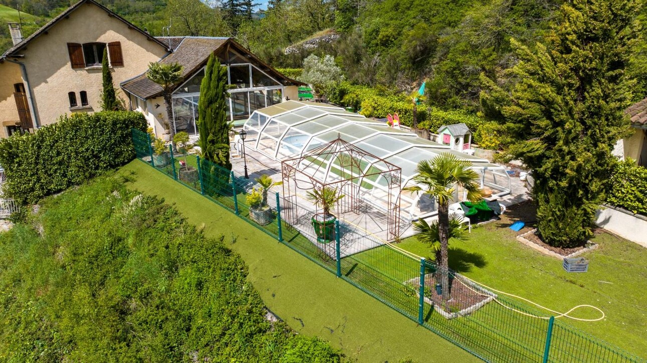 Photos 4 - Prestigious - Town and village dwelling