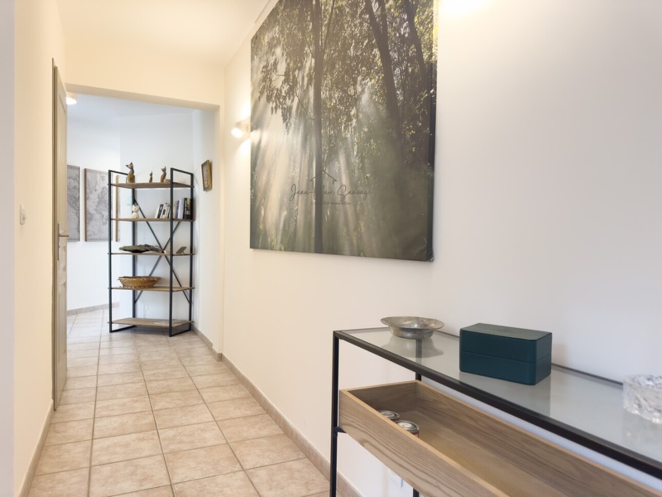 Photos 14 - Prestige - Bagnols-en-Forêt – villa 134 m² avec piscine à débordement et terrain de 2100 m²