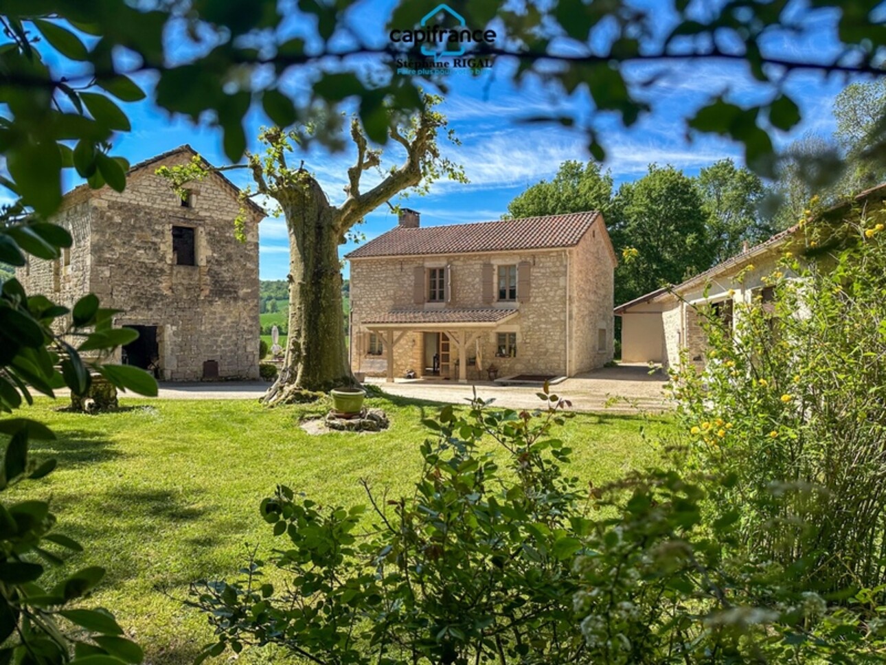 Photos 1 - Prestige - Propriete à vendre 6 pièces MONTCUQ maison de 150m2 + dépendances + moulin sur 1,65ha de terrain