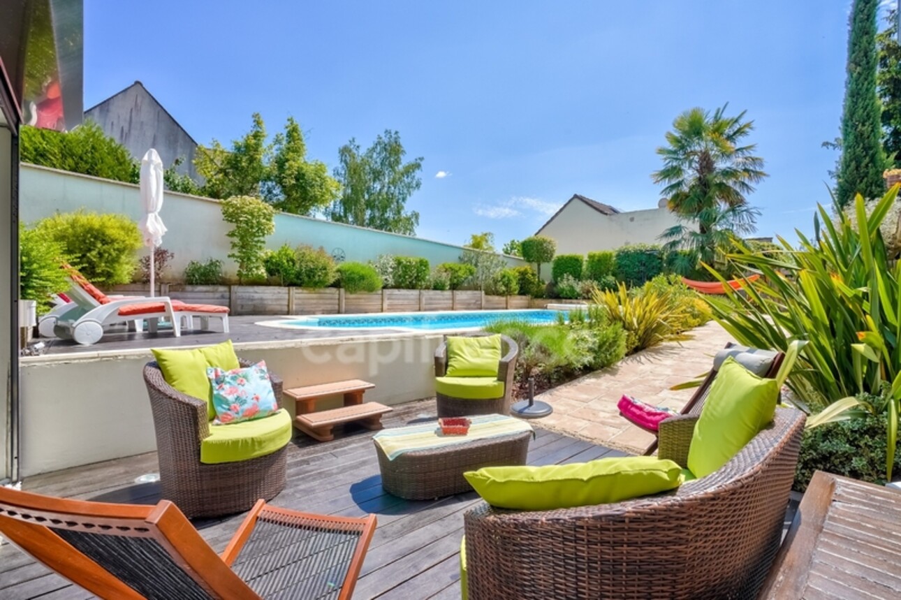 Photos 1 - Prestigious - Dpt Val d'Oise (95), for sale OSNY property P9 305 m² - Land 1587m² - 6 bedrooms