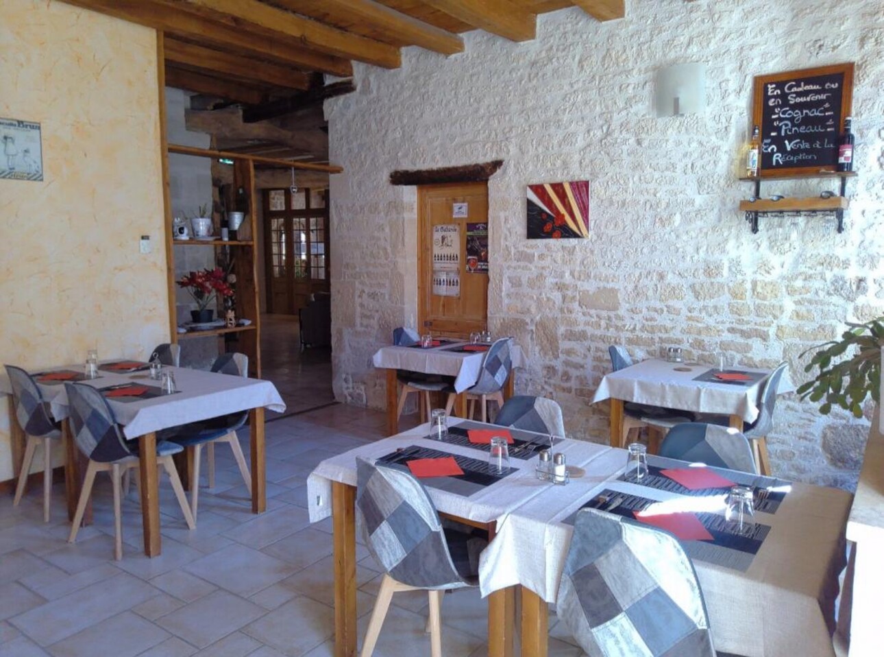 Photos 7 - Tourist - Hotel