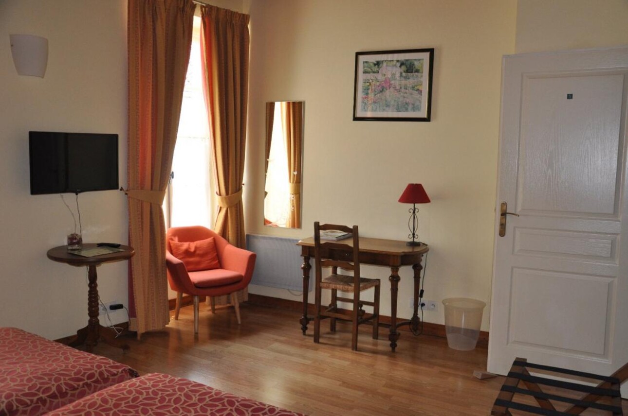 Photos 13 - Tourist - Hotel