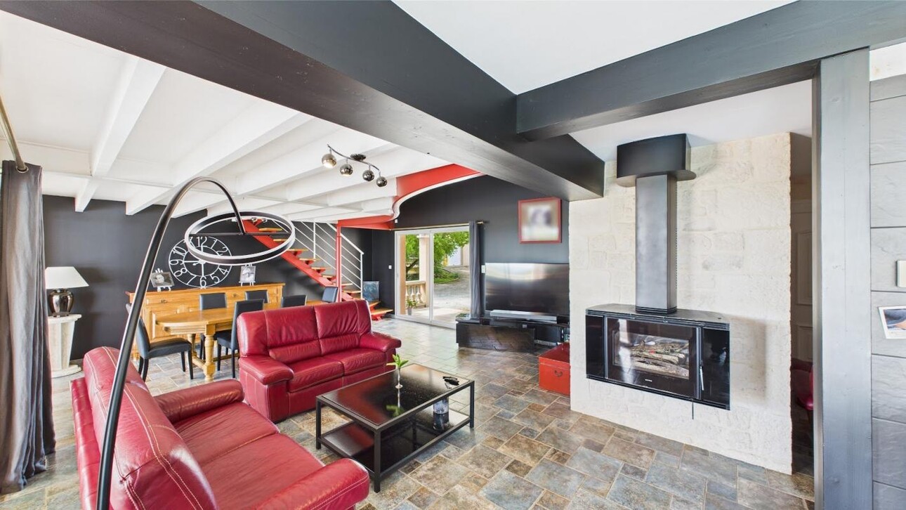 Photos 13 - Prestigious - Property