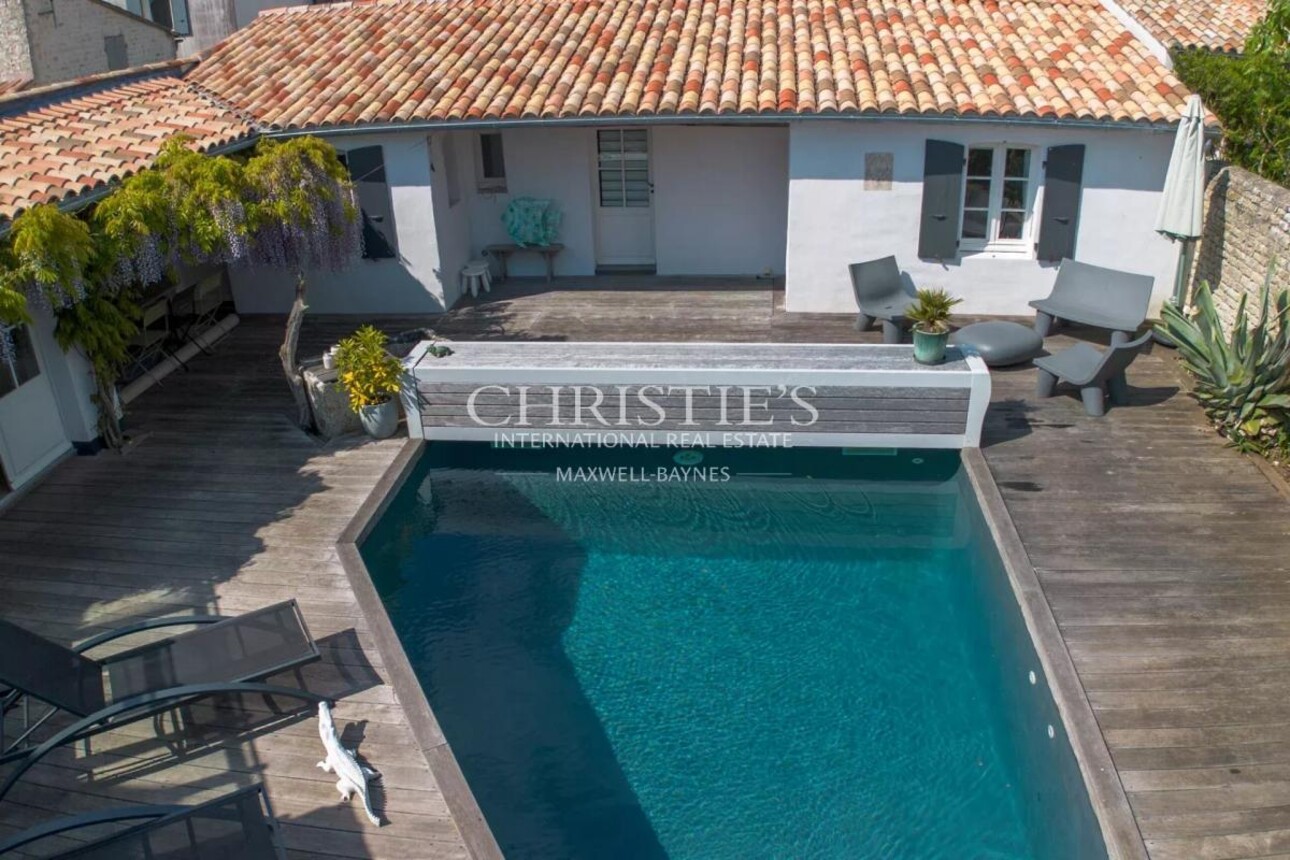 Photos 4 - Prestige - Charmante maison de famille rétaise, au cœur du village