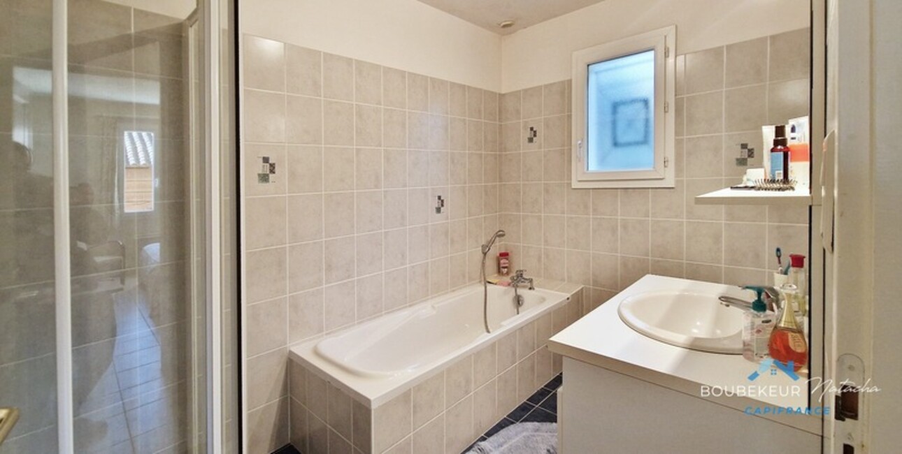 Photos 32 - Tourist - Property in Beaumontois-en-Périgord (24): renovated house 7p 190 m2, cottage m2, commercial premises