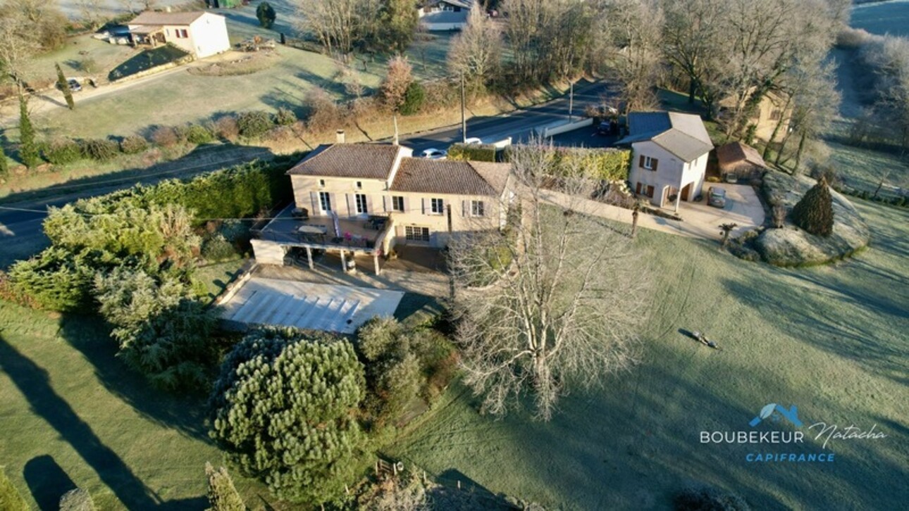 Photos 34 - Tourist - Property in Beaumontois-en-Périgord (24): renovated house 7p 190 m2, cottage m2, commercial premises