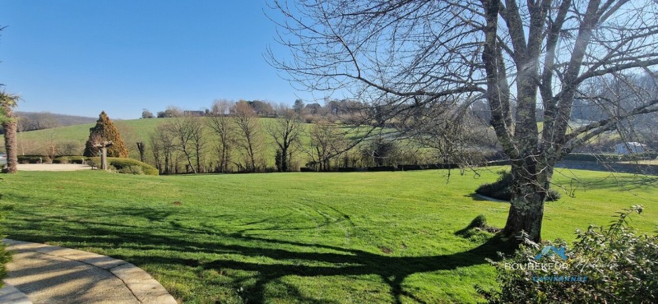 Photos 4 - Tourist - Property in Beaumontois-en-Périgord (24): renovated house 7p 190 m2, cottage m2, commercial premises