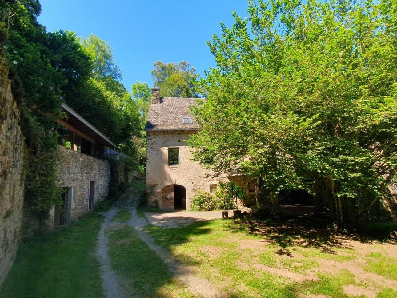 Photos 9 - Prestigious - Mill