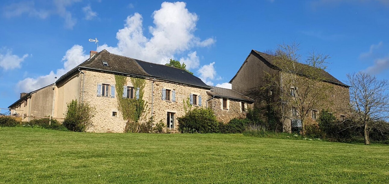 Photos 10 - Tourist - Farm with outbuildings