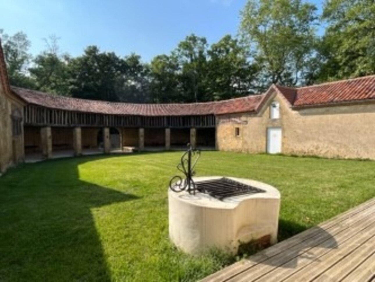 Photos 4 - Prestige - Dpt Gers (32), à vendre MARCIAC proche , Beau CHATEAU dominant sur 8ha ideal acueil public, EVENEMENTIEL, résidence séniors, communauté, habitat partagé