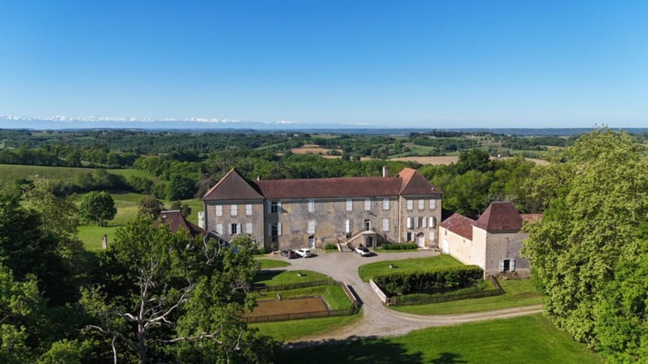 Photos 6 - Prestige - Dpt Gers (32), à vendre MARCIAC proche , Beau CHATEAU dominant sur 8ha ideal acueil public, EVENEMENTIEL, résidence séniors, communauté, habitat partagé
