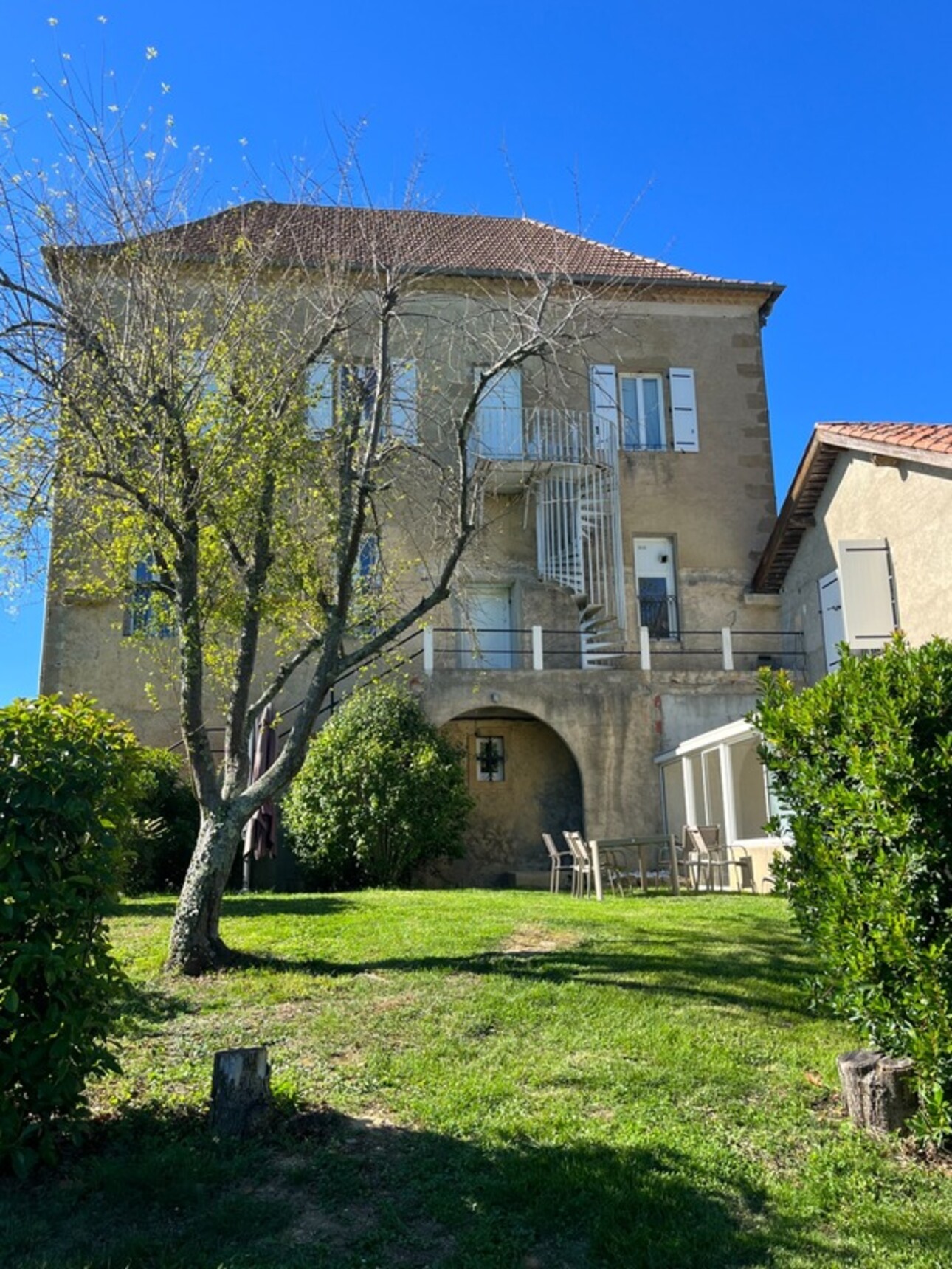Photos 18 - Prestige - Dpt Gers (32), à vendre MARCIAC proche , Beau CHATEAU dominant sur 8ha ideal acueil public, EVENEMENTIEL, résidence séniors, communauté, habitat partagé
