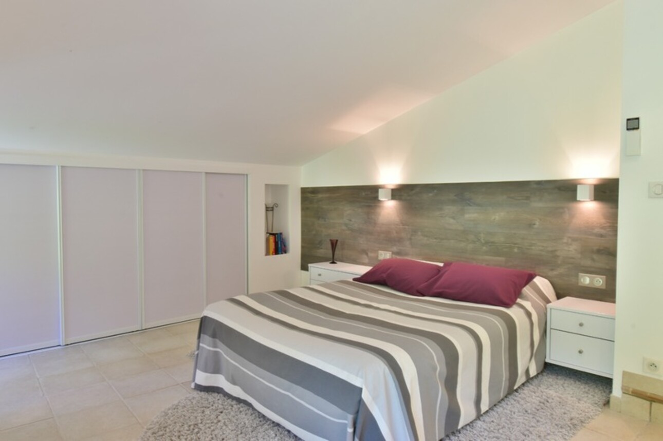 Photos 7 - Agricole - Propriété en pierre de 180 m² habitables sur 22 000 m² de terrain, vue dominante