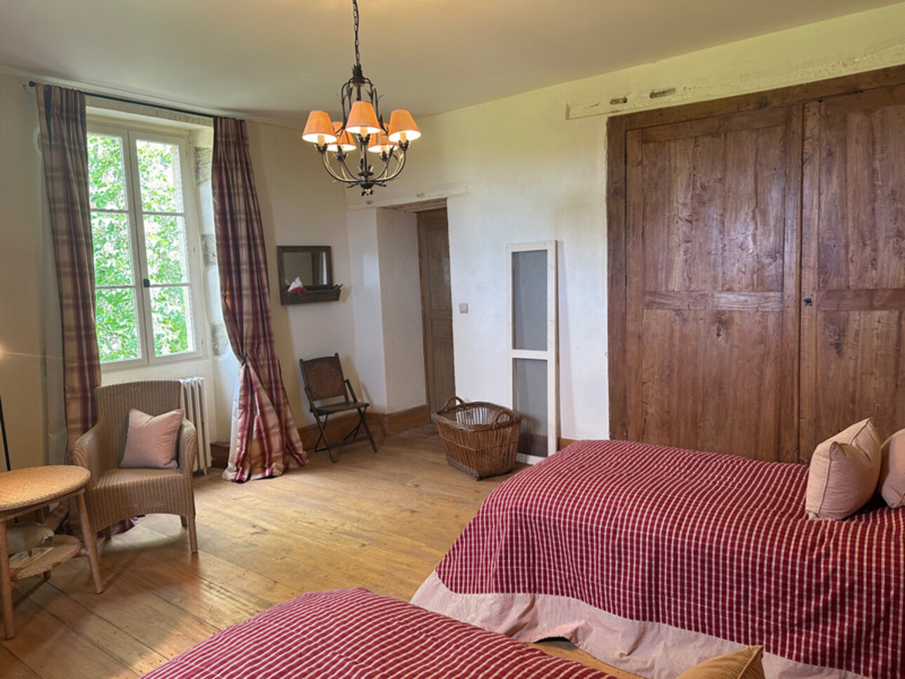 Photos 11 - Prestige - Dpt Gers (32), à vendre BAZIAN propriété P12 de 430 m² avec piscine et terrain de tennis - Terrain de 1,60 Ha