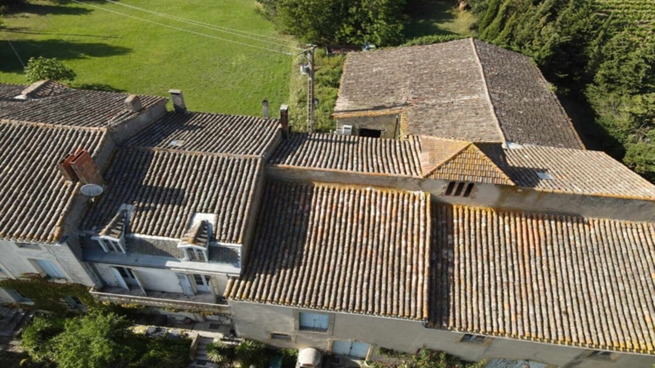 Photos 30 - Tourist - Property for sale 32 rooms near CARCASSONNE (11) 2 dwellings 522m2 + park 2.82 hectares + outbuildin