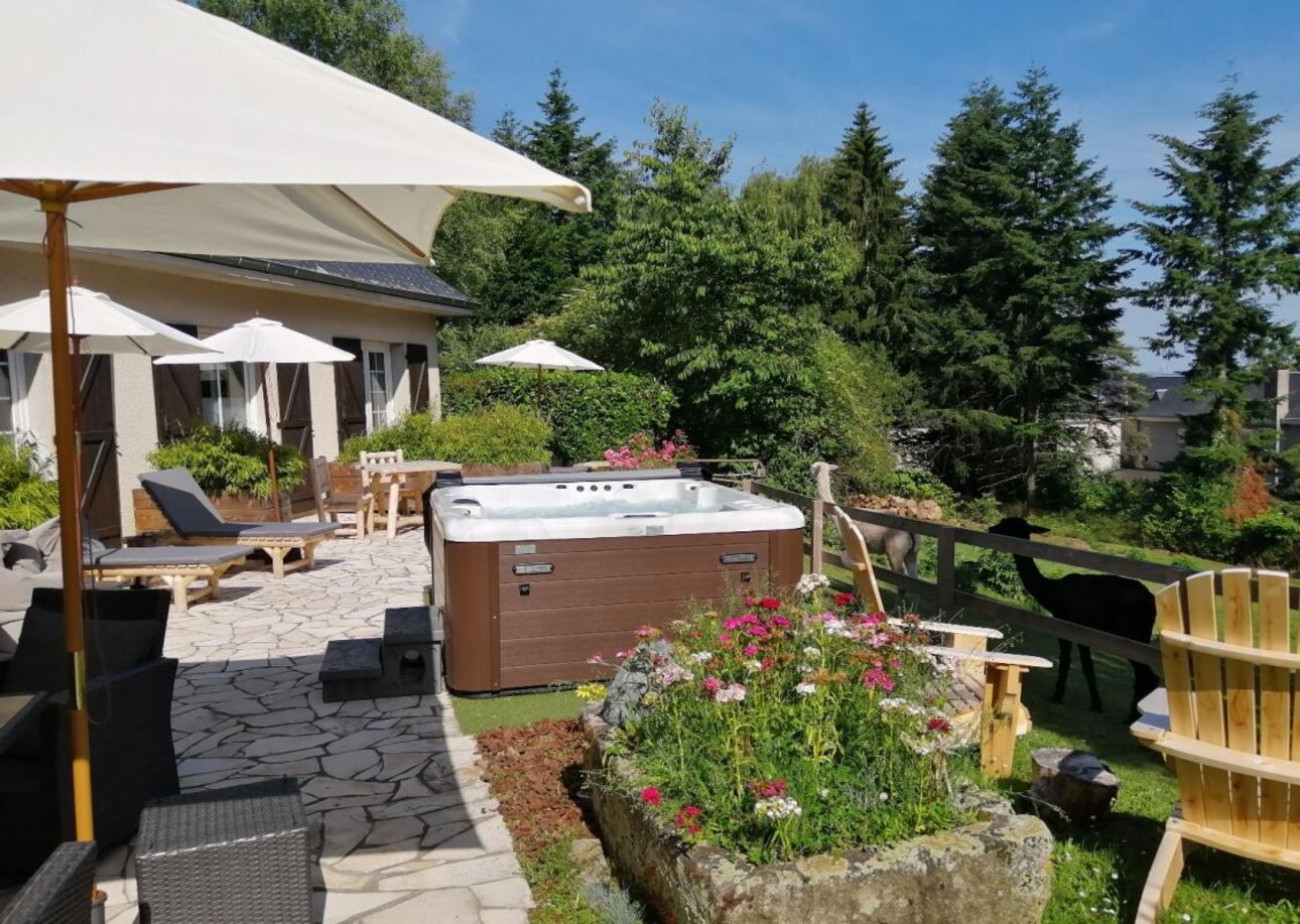 Photos 3 - Prestigious - Property