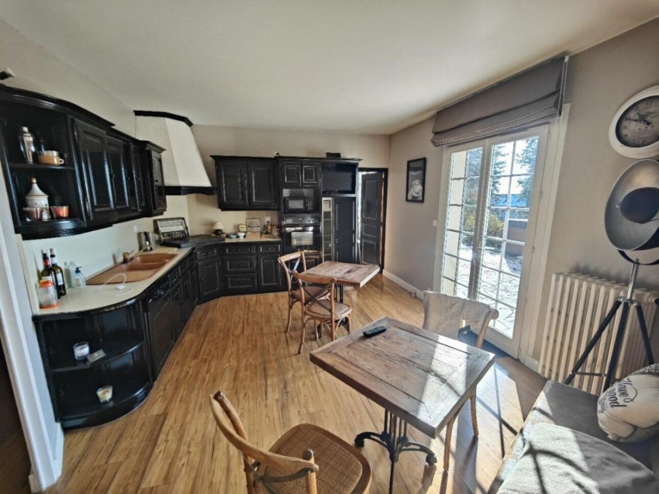 Photos 7 - Prestigious - Property