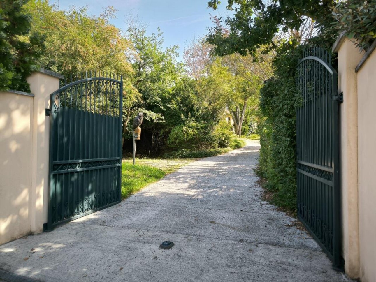 Photos 2 - Prestigious - Property