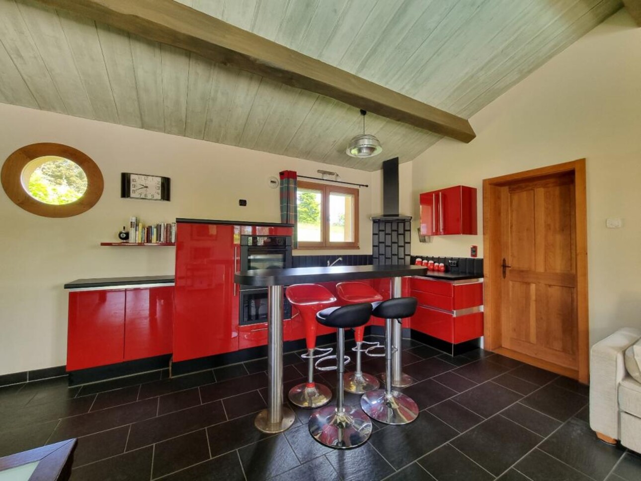 Photos 16 - Prestigious - Property